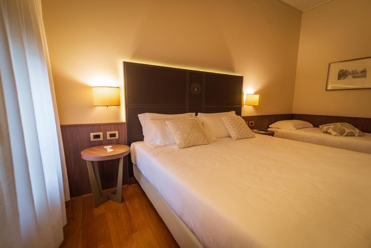 Hotel Alla Torre Кастелфранко Венето Екстериор снимка