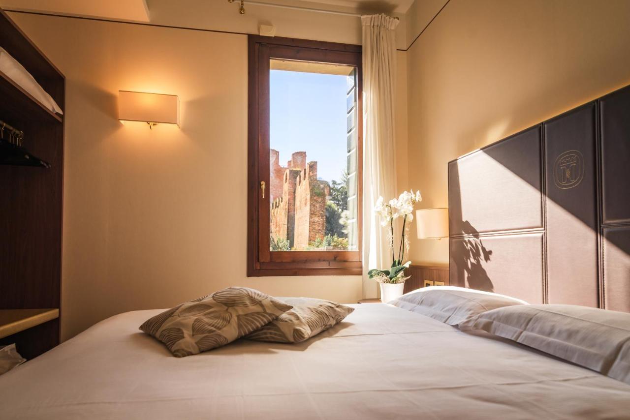 Hotel Alla Torre Кастелфранко Венето Екстериор снимка