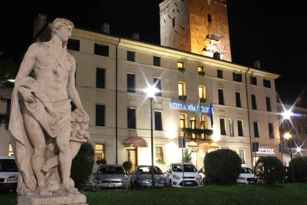 Hotel Alla Torre Кастелфранко Венето Екстериор снимка