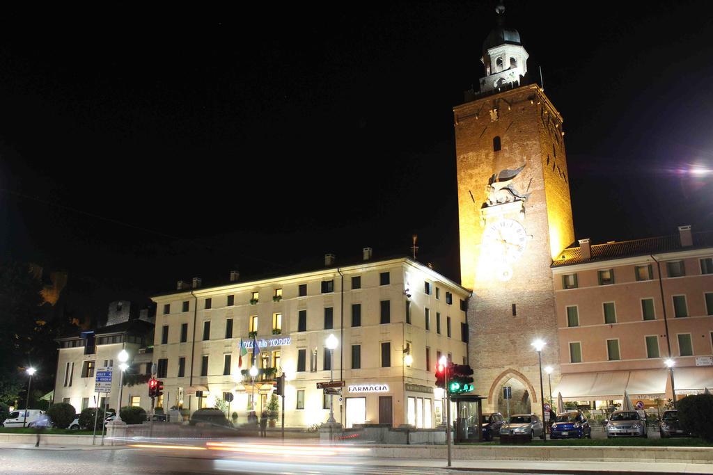 Hotel Alla Torre Кастелфранко Венето Екстериор снимка